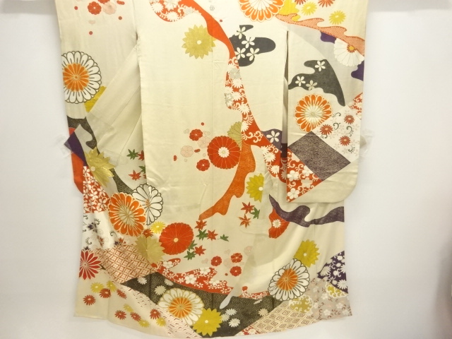 (あ694)珍品‼️縮緬 型染めアンティーク振袖㊗️青海波 鶴 松柄扇 鼓 ✨ 赤地裾黒 青海波柄 正絹振袖【168】 – SAKURA TOKYO